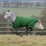 Bucas Freedom Stable 300g talliloimi AW21&AW22 Emerald
