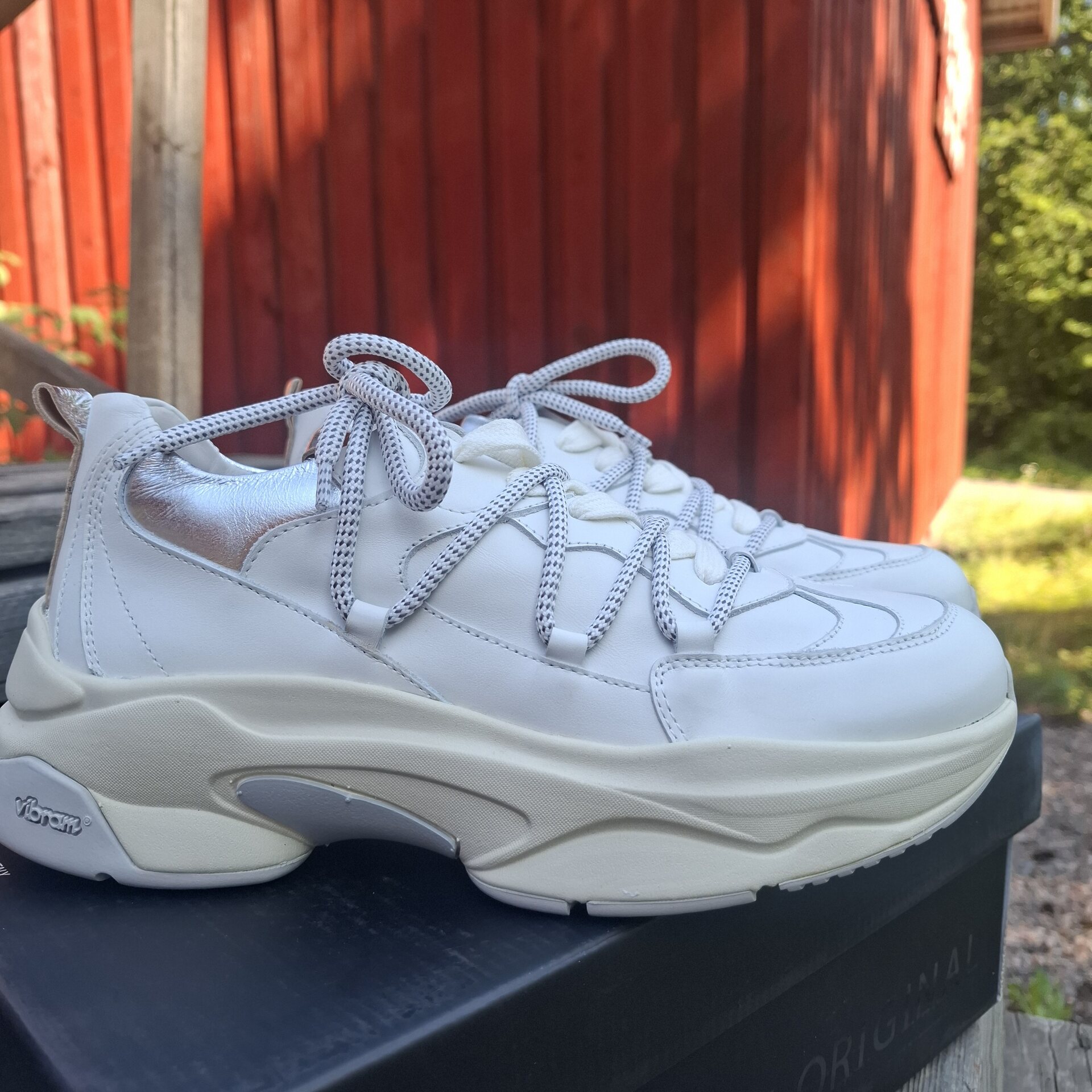 DeNiro Le Sartoriali City Runner tennarit Off White/Silver