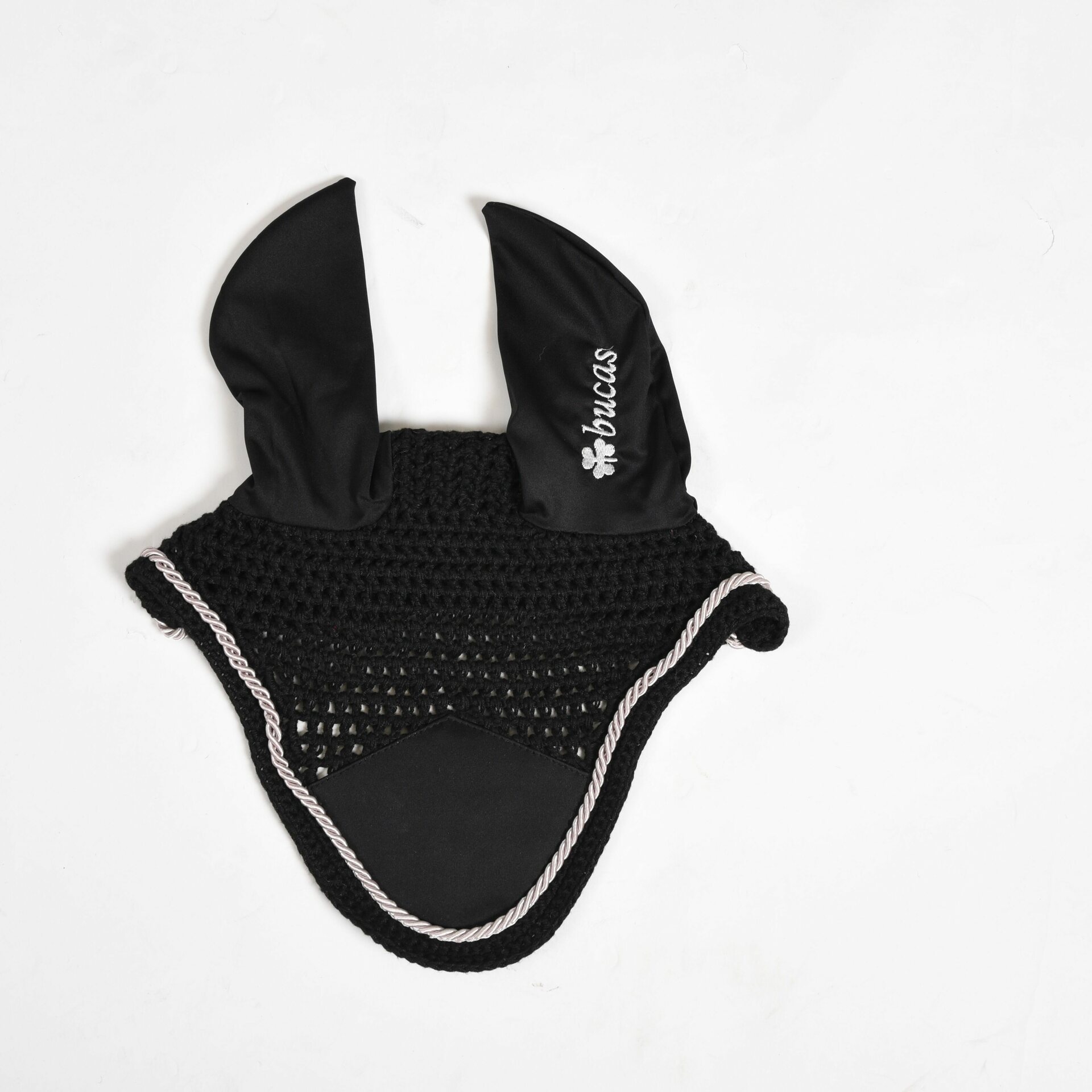 Bucas Korvahuppu Black/Silver