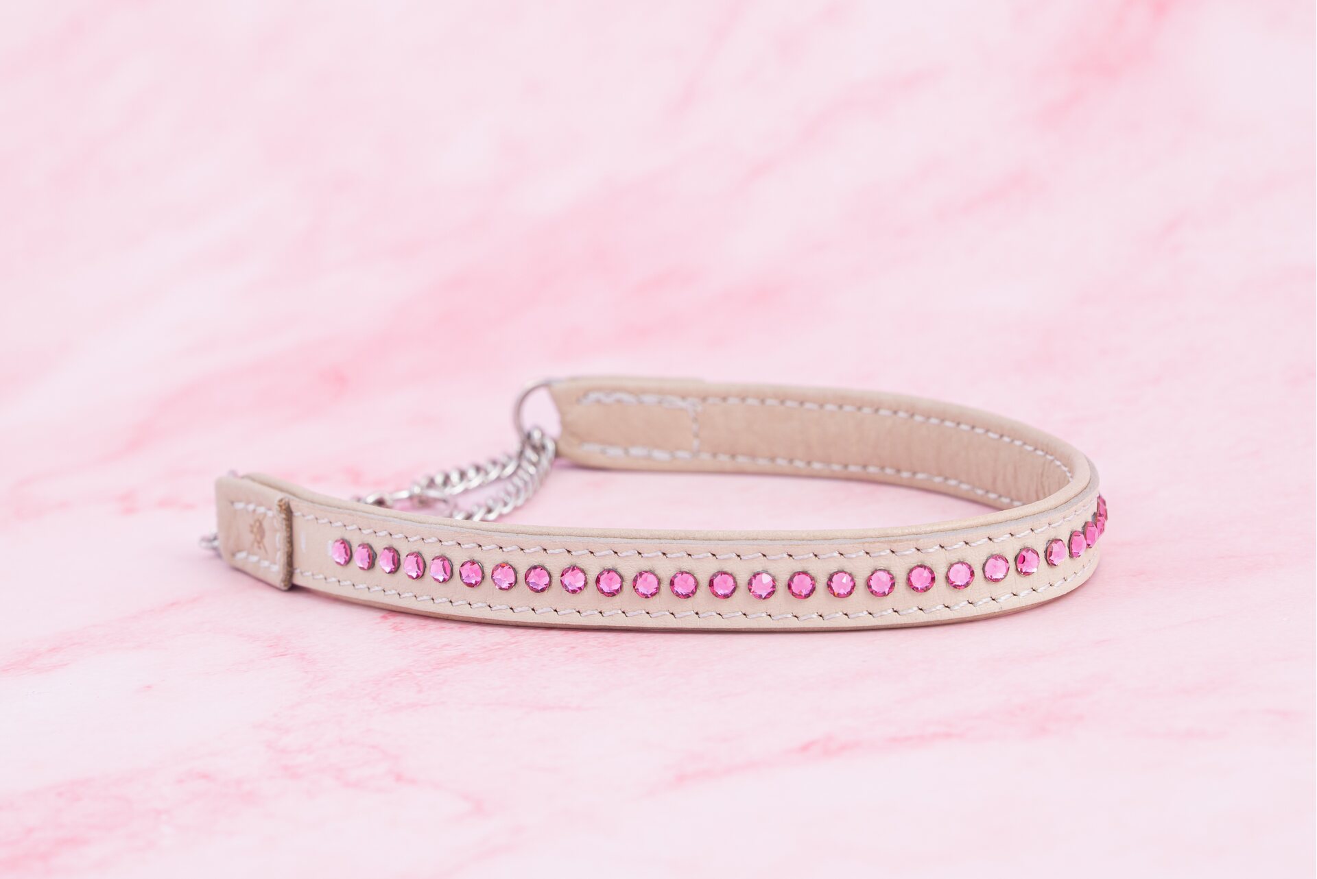 House of Horses Dolly puolikuristava kaulapanta Dolly