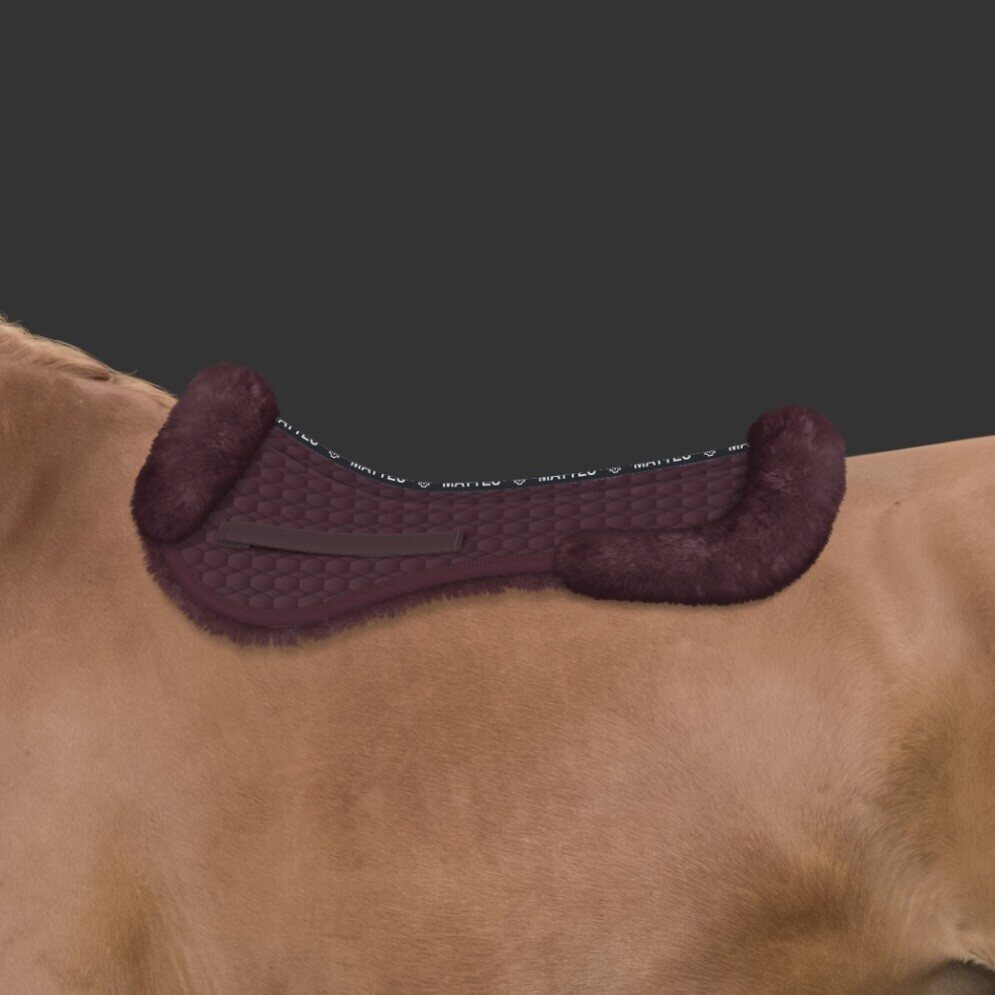 Mattes Ewwa Correction Custom lampaankarvaromaani Blackberry/Blackberry