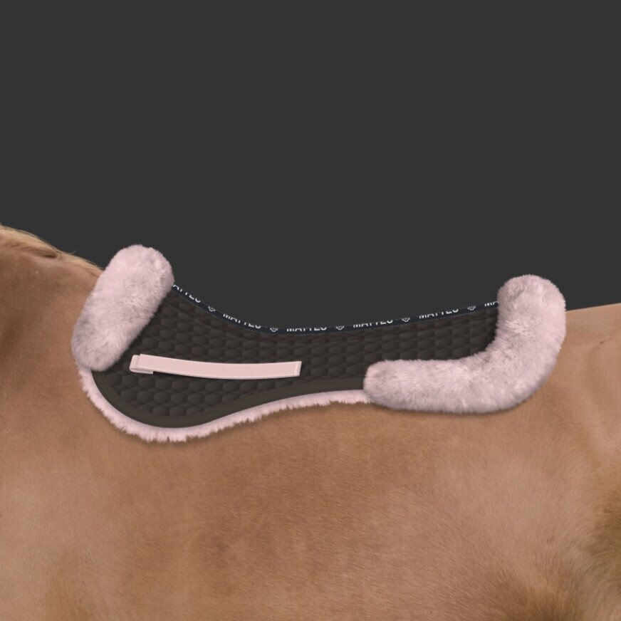 Mattes Ewwa Correction Custom lampaankarvaromaani Ruskea/Vaaleanpunainen