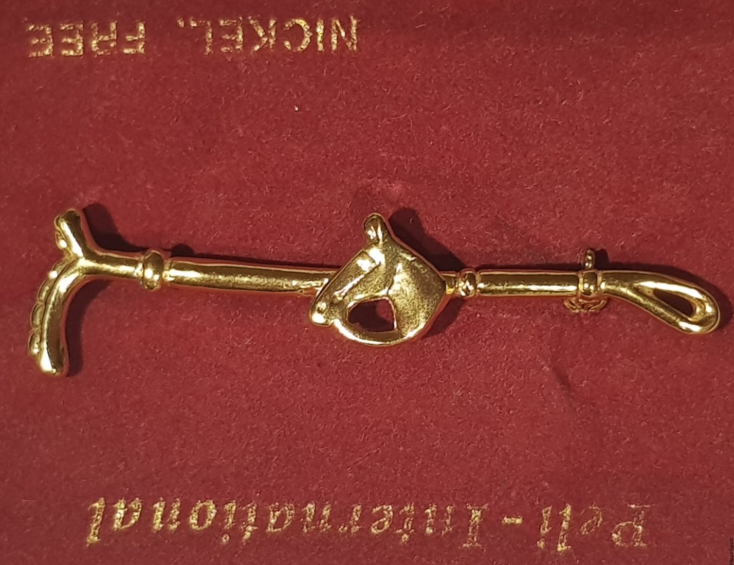 Peli raippa&hevosenpää plastrongneula Kulta