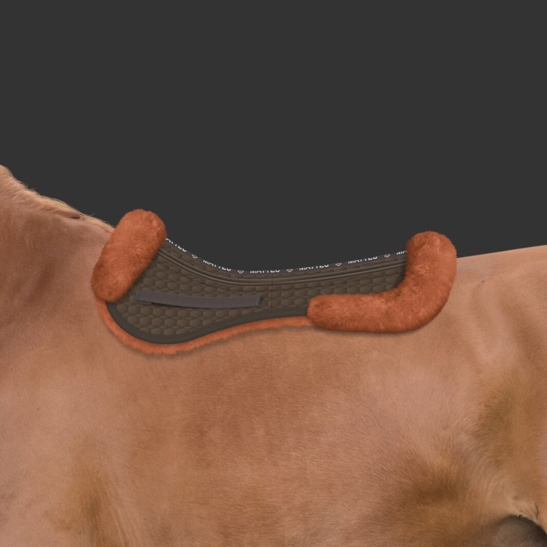 Mattes Ewwa Correction Custom lampaankarvaromaani Konjakki