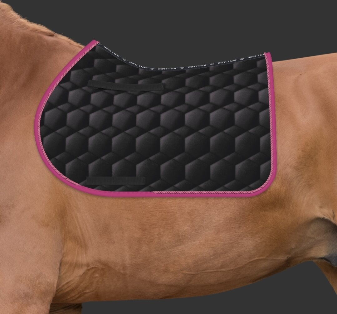 Mattes Sheen Square Pad satulahuopa Musta/Fuchsia