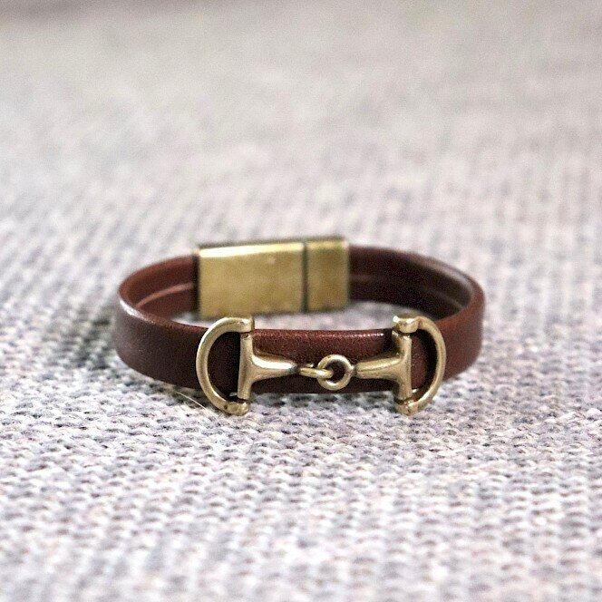 Okay’s Ulrika rannekoru Tummanruskea