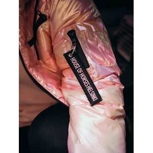 House of Horses Remove Before Flight avaimenperä