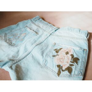 House of Horses La vie En Rose farkkushortsit