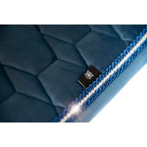 Mattes SS22 Collection Velvet satulahuopa lampaankarvalla