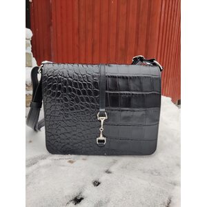 Okay’s Saara croco edition olkalaukku