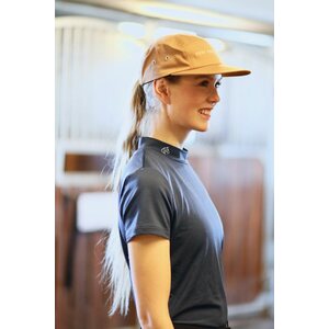 Pure Equestrian X Costo Lippalakki