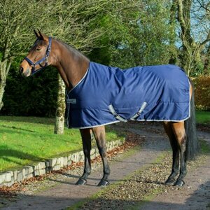Bucas Freedom Stable 150g talliloimi