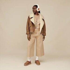 UGG Sheepskin Wireless korvaläpät