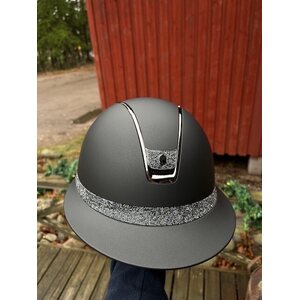 Ratsastuskypärät aurinkolipalla