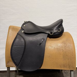 Cliff Barnsby Police estesatula (Käyttämätön)