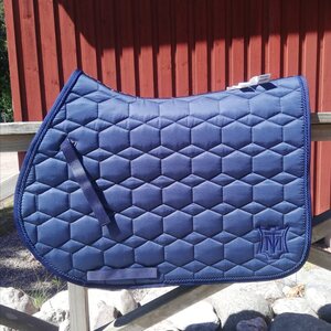 Mattes Sheen Square Pad satulahuopa