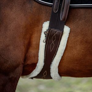 Saddle girths
